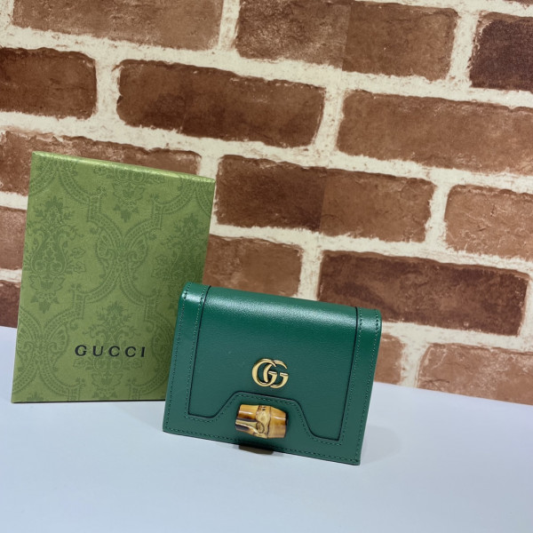 G*u*i diana card case wallet